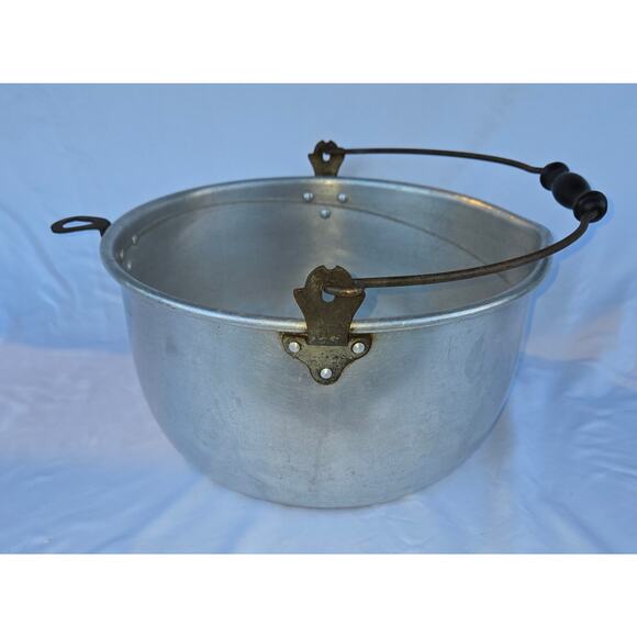 Vintage Comet Aluminum Cauldron 17 Quart Pot Handle Camping Pot Ladle Holder - Picture 1 of 15